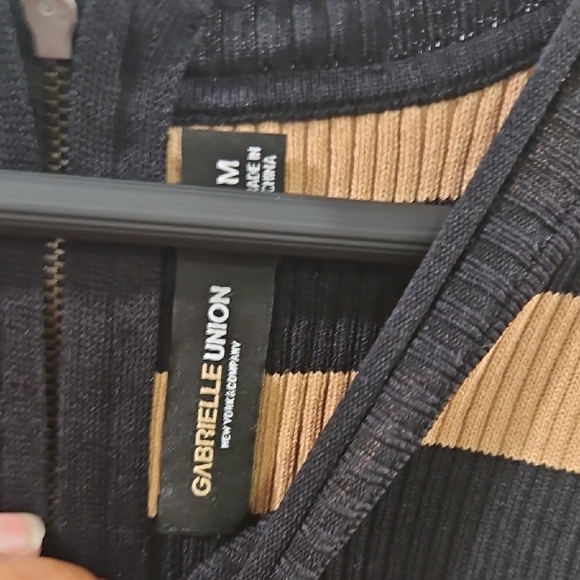 Gabrielle Union New York & Company Black and Tan Striped Sweater Tank Top - Picture 2 of 3